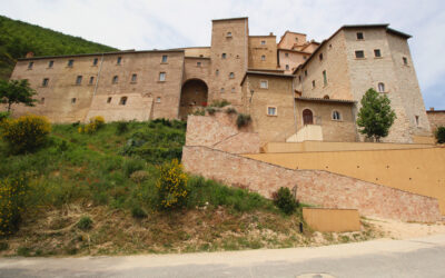 Il Castello di Postignano: un esempio non solo in Umbria